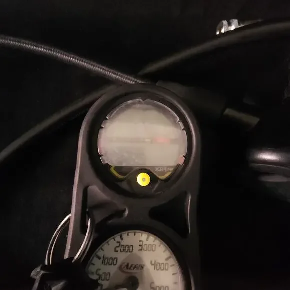 Aeris XR1 NX Scuba Diving Dive Computer Console PSI Gauge w/ Aeris A2 Regulator